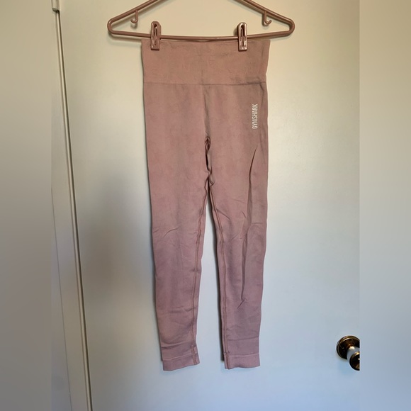 For sale- Gymshark Adapt camo seamless leggings - Picture 2 of 6